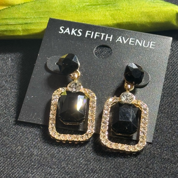 Saks Fifth Avenue Black Crystal Gold Statement Earrings 1.5in - Picture 3 of 9